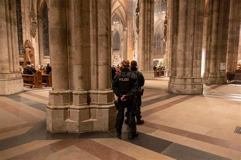 German officials detain a fifth suspect in connection with a threat to attack Cologne Cathedral